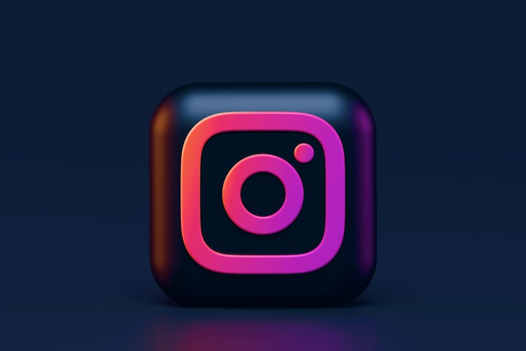 Instagram Dark Mode 3D icon concept. Write me: alexanderbemore@gmail.com, if you need 3D visuals for your products.